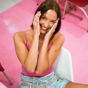 Meet your Posher, Élizabeth